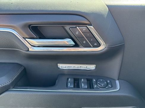 Used 2024 GMC Sierra 1500 Denali image 15