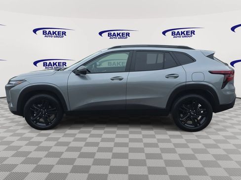 Used 2025 Chevrolet Trax ACTIV w/ Driver Confidence Package FWD image 8