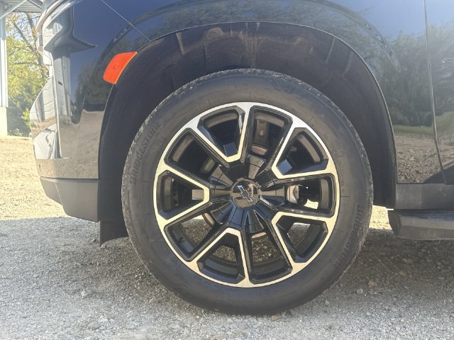Certified 2024 Chevrolet Suburban RST w/ Luxury Package AWD/4WD image 30