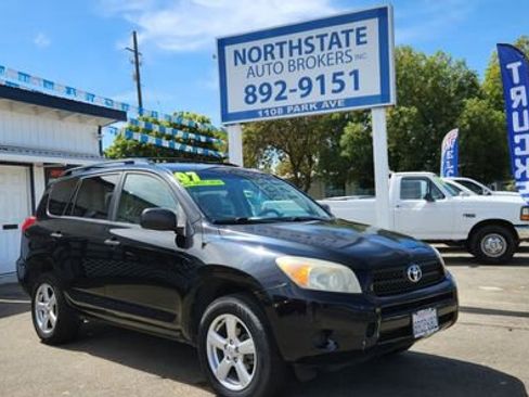 Used 2007 Toyota RAV4 4WD image 3
