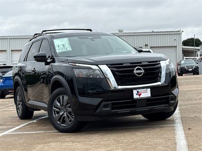 New 2025 Nissan Pathfinder SV