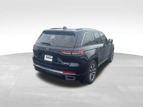 Used 2023 Jeep Grand Cherokee Overland w/ MOPAR Finishing Package AWD/4WD image 4
