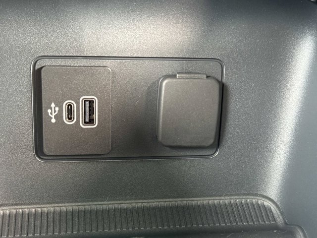 New 2026 Ford Explorer Platinum RWD image 25