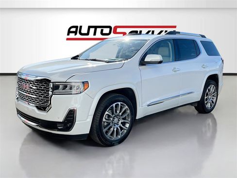 Used 2023 GMC Acadia Denali w/ Denali Ultimate Package image 3