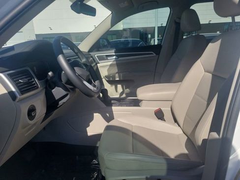 Used 2022 Volkswagen Atlas SE image 16