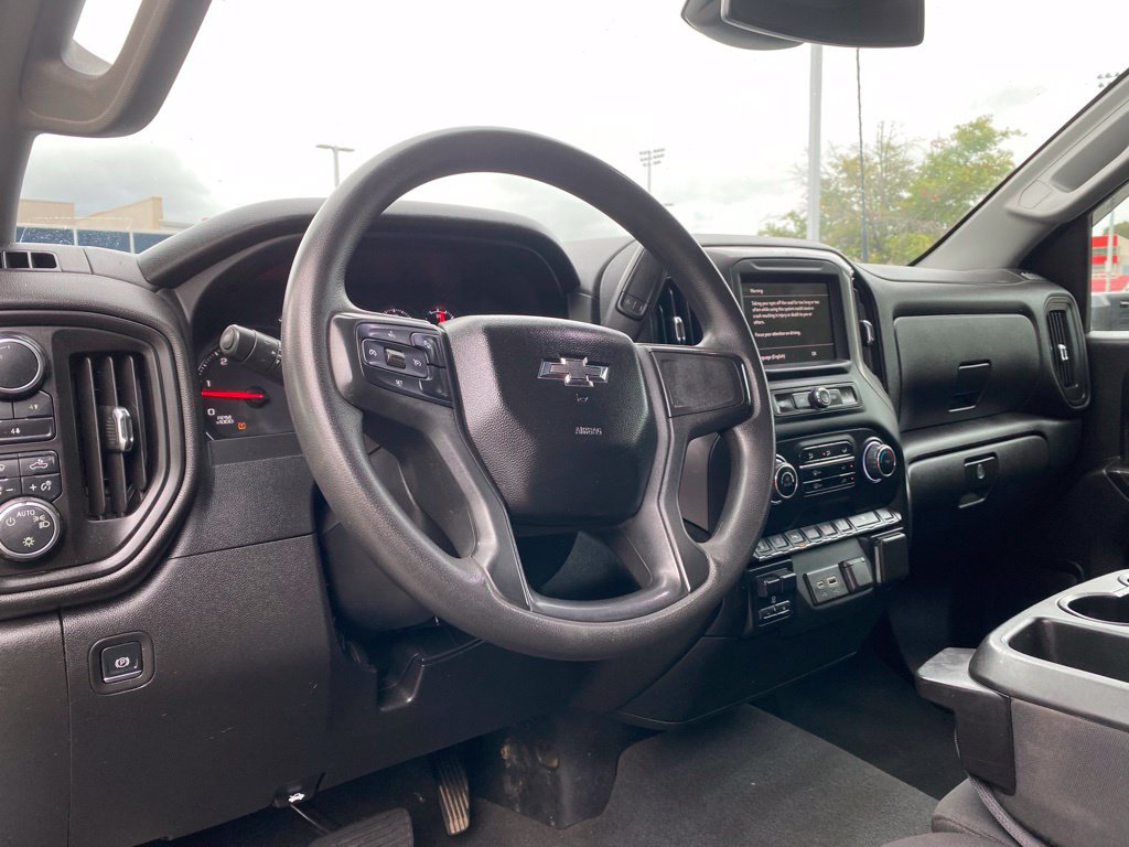 Used 2025 Chevrolet Silverado 2500 Custom w/ Custom Value Package AWD/4WD image 18