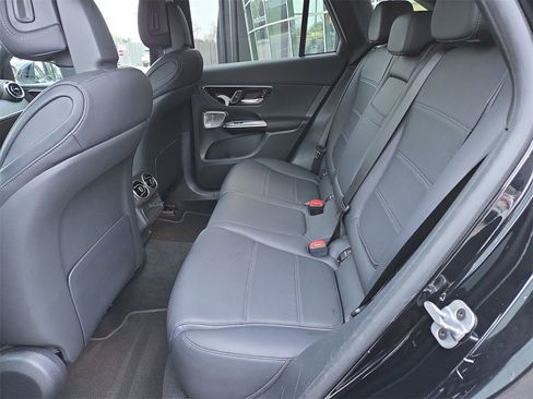 Certified 2024 Mercedes-Benz GLC 300 image 12