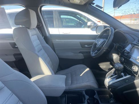Used 2018 Honda CR-V LX image 6