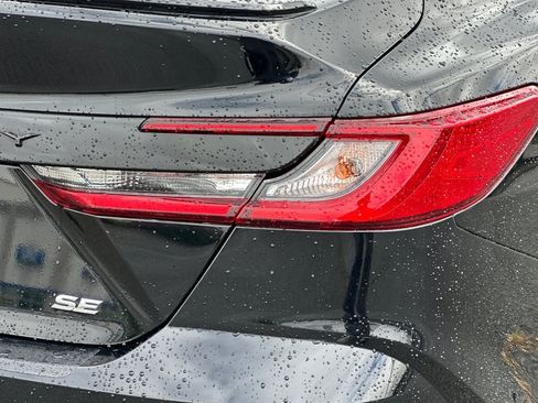 Used 2025 Toyota Camry SE image 26