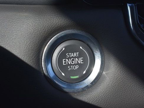 Used 2026 GMC Canyon Elevation w/ Convenience Package image 25