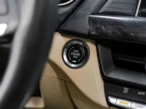 Used 2024 Cadillac CT4 Luxury w/ Sun And Sound Package image 27