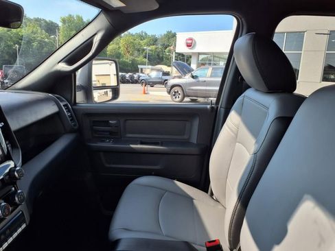 New 2025 RAM 5500 Tradesman image 17