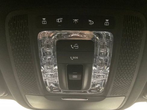 Used 2020 Mercedes-Benz GLE 350 4MATIC image 26