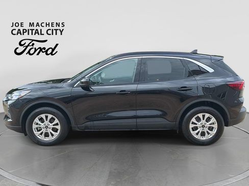 Used 2023 Ford Escape Active w/ Tech Pack #2 AWD/4WD image 8