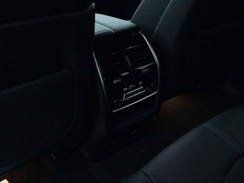 New 2026 BMW X5 xDrive40i w/ M Sport Package image 9