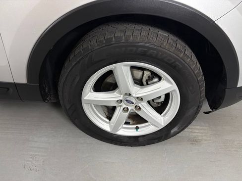 Used 2018 Ford Explorer FWD image 11