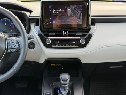 Certified 2026 Toyota Corolla Cross LE w/ Moonroof Package AWD/4WD image 21