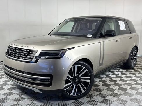 Used 2023 Land Rover Range Rover SE image 1