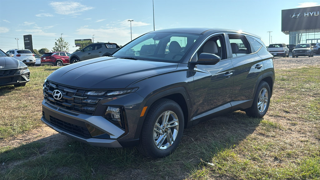 New 2026 Hyundai Tucson SE FWD image 3
