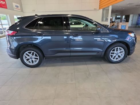 Used 2022 Ford Edge SEL w/ Convenience Package AWD/4WD image 6