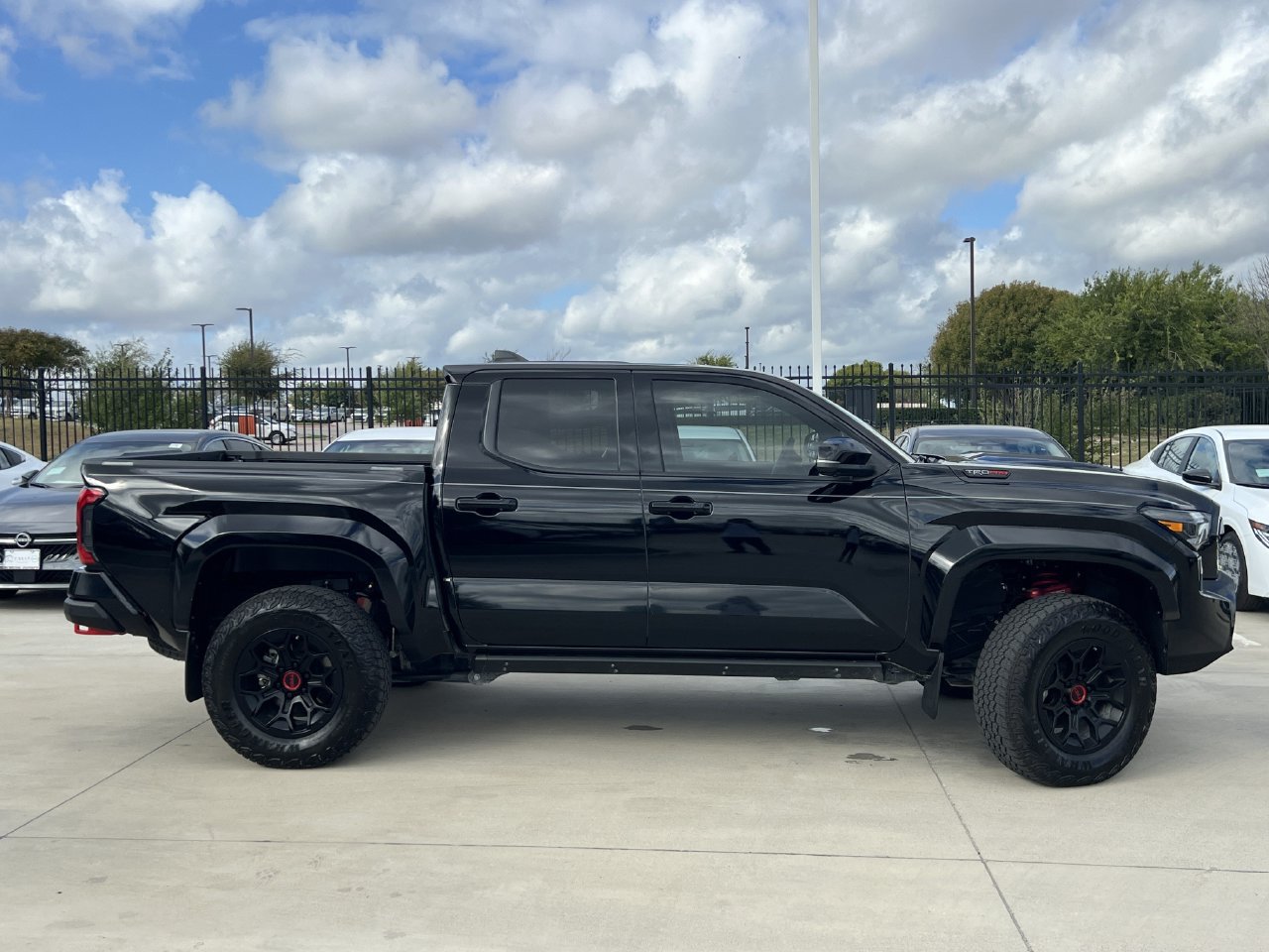 Used 2026 Toyota Tacoma TRD Pro AWD/4WD image 3