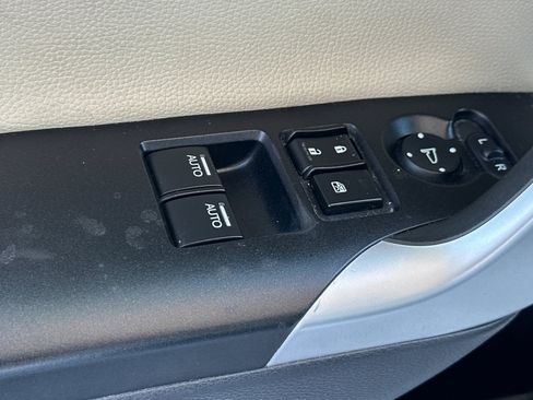 Used 2015 Honda Accord EX-L image 13