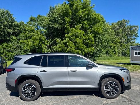 Used 2026 Buick Enclave Sport Touring AWD/4WD image 6