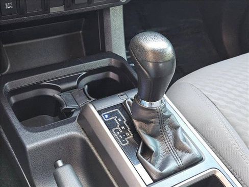 Used 2022 Toyota Tacoma SR5 w/ SR5 Appearance Package (SM) RWD image 15