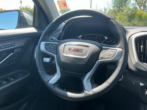 Used 2023 GMC Terrain SLT w/ Infotainment Package II FWD image 22