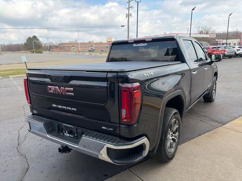 Used 2024 GMC Sierra 1500 SLT AWD/4WD image 8