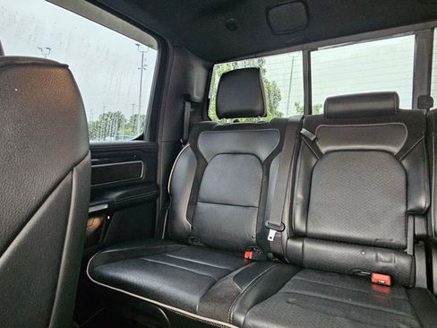 Used 2019 RAM 1500 Laramie AWD/4WD image 24