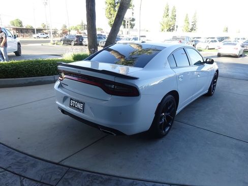 Used 2021 Dodge Charger SXT w/ Blacktop Package RWD image 7