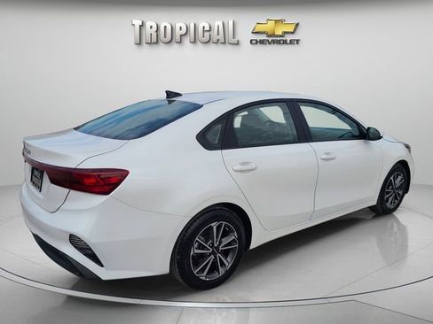 Used 2023 Kia Forte LXS image 5