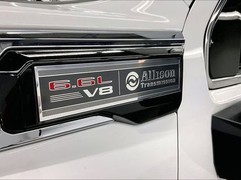 Used 2024 GMC Sierra 3500 SLT w/ SLT Premium Package image 37