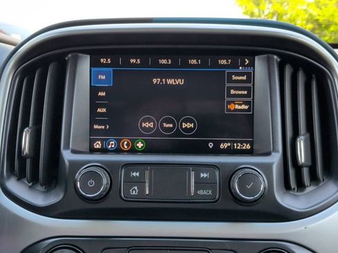 Used 2020 Chevrolet Colorado LT RWD image 19