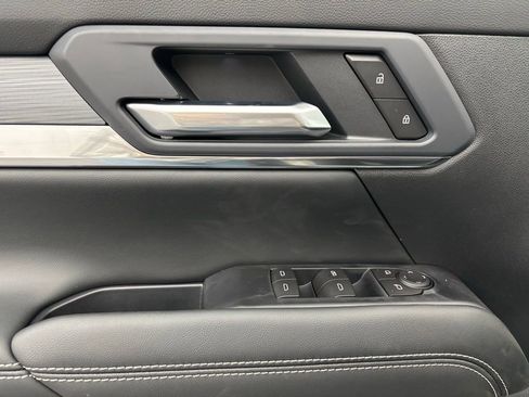 New 2026 GMC Terrain Elevation w/ Elevation Premium Package image 17