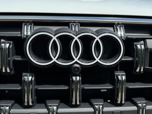 Used 2025 Audi Q7 3.0T Premium w/ Convenience Package AWD/4WD image 62