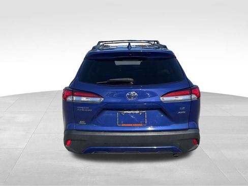 Used 2023 Toyota Corolla Cross LE w/ Moonroof Package image 4