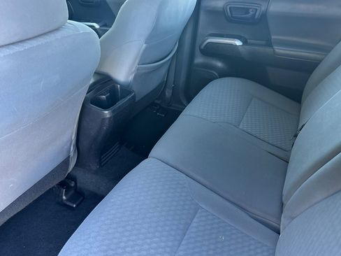 Used 2022 Toyota Tacoma SR5 image 11