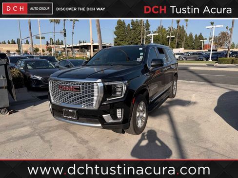 Used 2023 GMC Yukon XL Denali w/ Advanced Technology Package AWD/4WD image 1