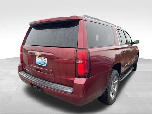 Used 2017 Chevrolet Suburban LS w/ All-Season Package image 4