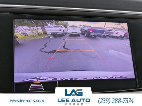 Used 2020 Buick Enclave Essence w/ Sound and Sites Package FWD image 29
