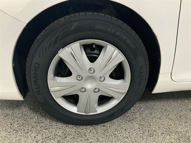 Used 2016 Toyota Camry LE w/ Protection Package (Q2) FWD image 9