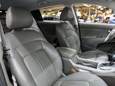 Used 2016 Kia Sportage EX image 32