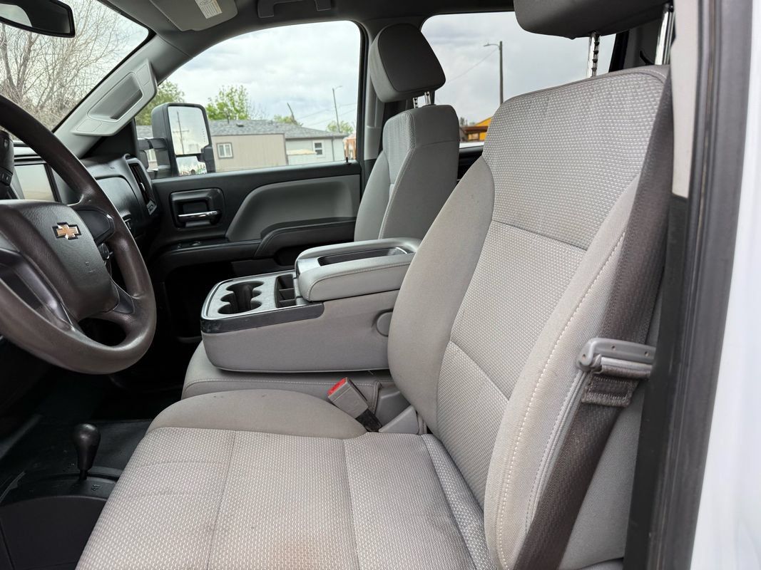 Used 2019 Chevrolet Silverado 2500 W/T w/ WT Convenience Package AWD/4WD image 28