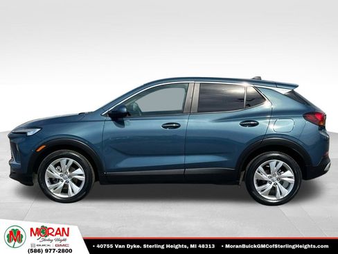 Certified 2024 Buick Encore GX Preferred w/ Comfort Package FWD image 2