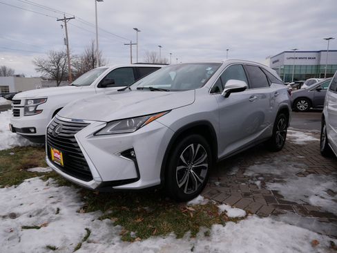 Used 2018 Lexus RX 350L w/ Premium Package image 3