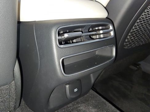 Used 2026 Genesis GV70 2.5T image 16