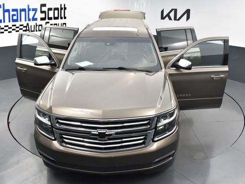 Used 2016 Chevrolet Suburban LTZ image 29