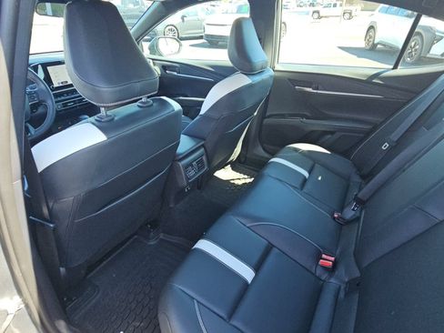 Certified 2026 Toyota Camry SE FWD image 26
